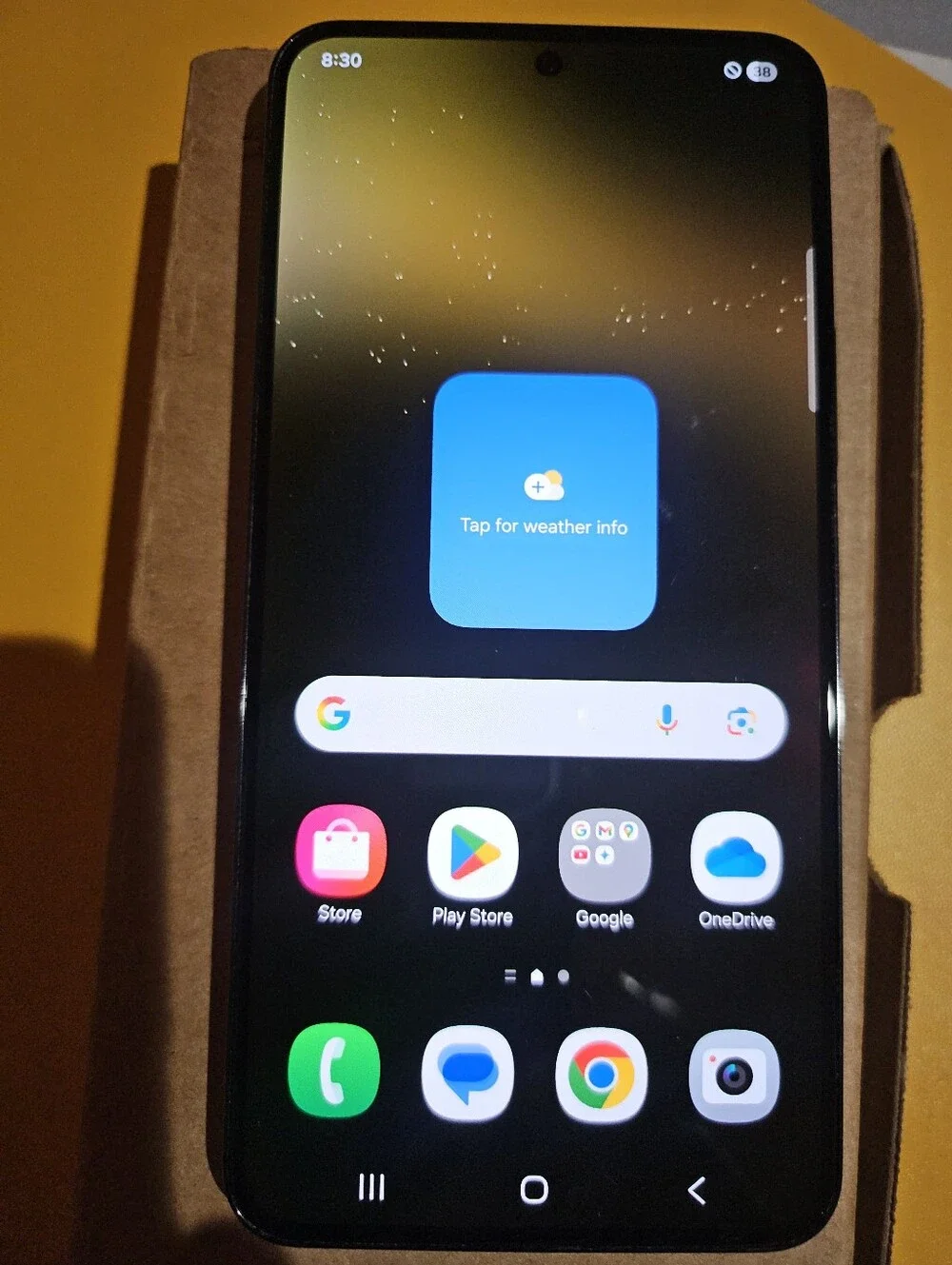 Samsung Galaxy S22 smartphone